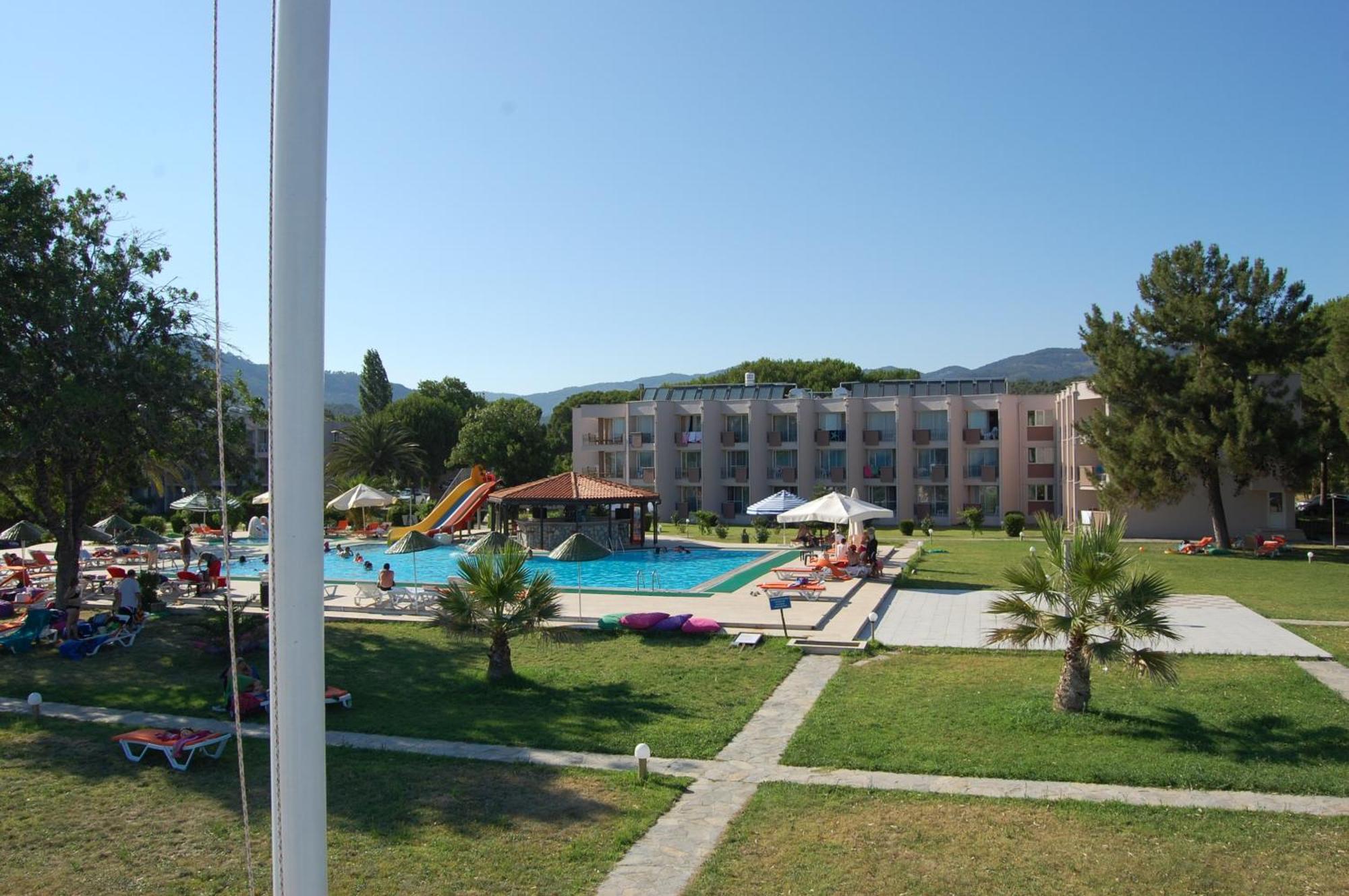 קוצ'וקויו Ra Resort Otel מראה חיצוני תמונה