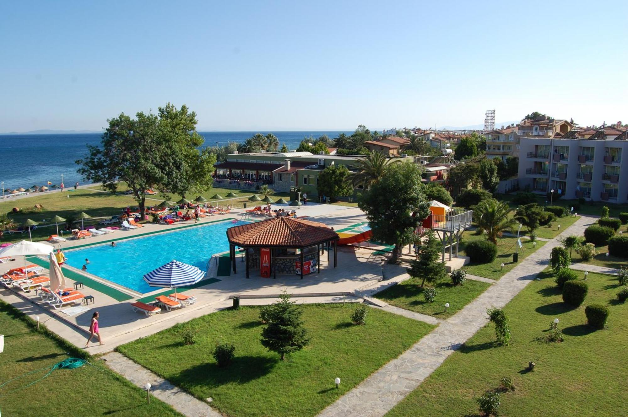 קוצ'וקויו Ra Resort Otel מראה חיצוני תמונה